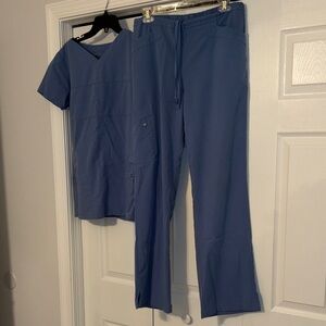 Grey's Anatomy Signature baby Blue scrub set - straight leg